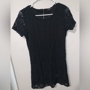 Short sleeve , mid thigh dress
